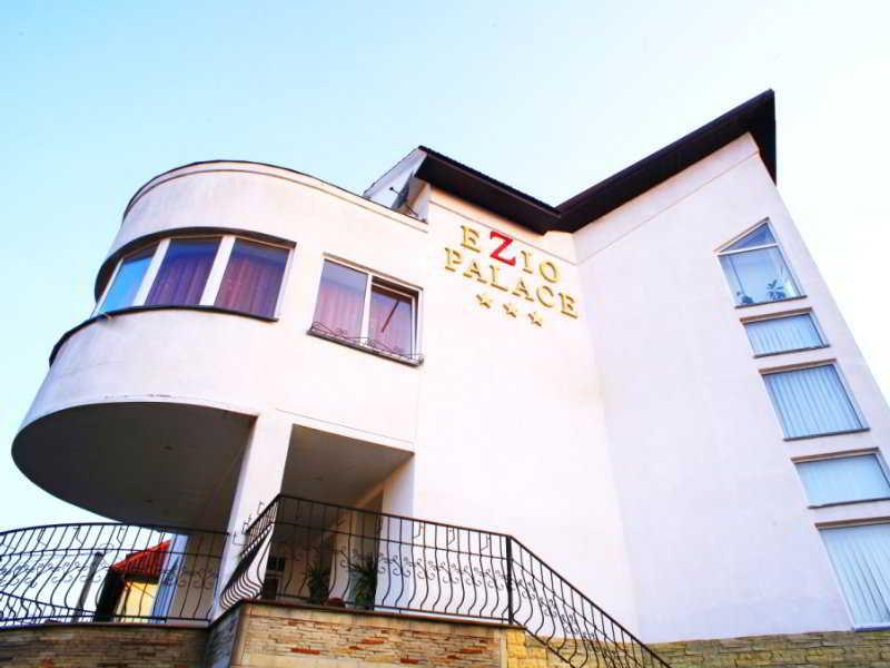 Hotel Ezio Chisinau Exterior photo